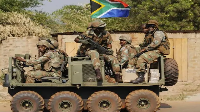 SOUTH AFRICAN DEFENSE FORCES REPATRIATE THEIR SOLDIERS FROM DR CONGO