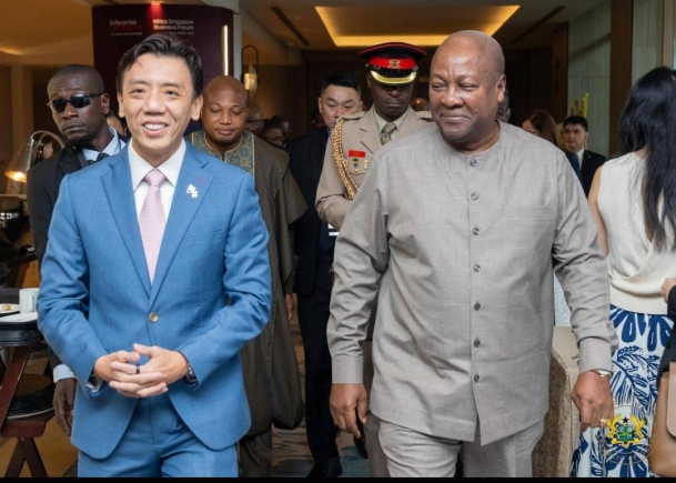 PRESIDENT JOHN MAHAMA VISITS SINGAPORE